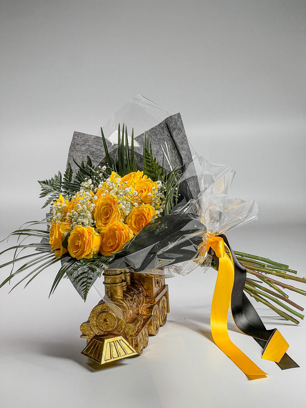 Congratulations Graduate  Yellow Rose Bouquet